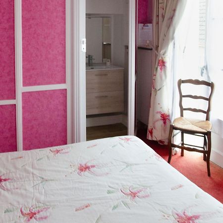 A L'Abri Des Vents Bed and Breakfast Saint-Jean-le-Thomas Exteriör bild